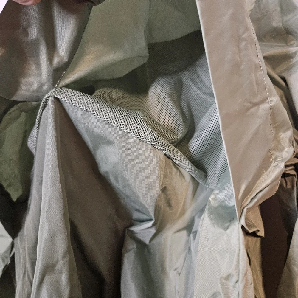 FabFitFun x Bala Running Jacket Break Away Womens L/XL $80 Light Green NEW - Picture 9 of 16